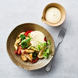Asperge roerbakschotel met Hollandaise saus Asperge roerbakschotel met Hollandaise saus
